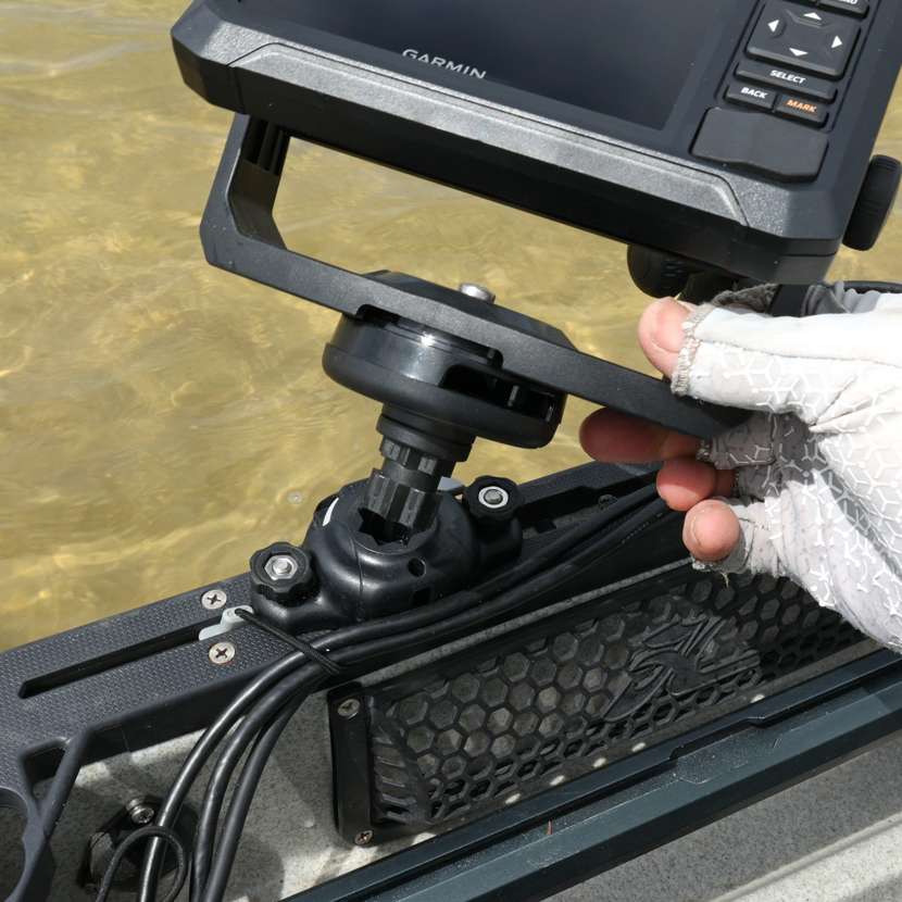 	
how to read fish finder