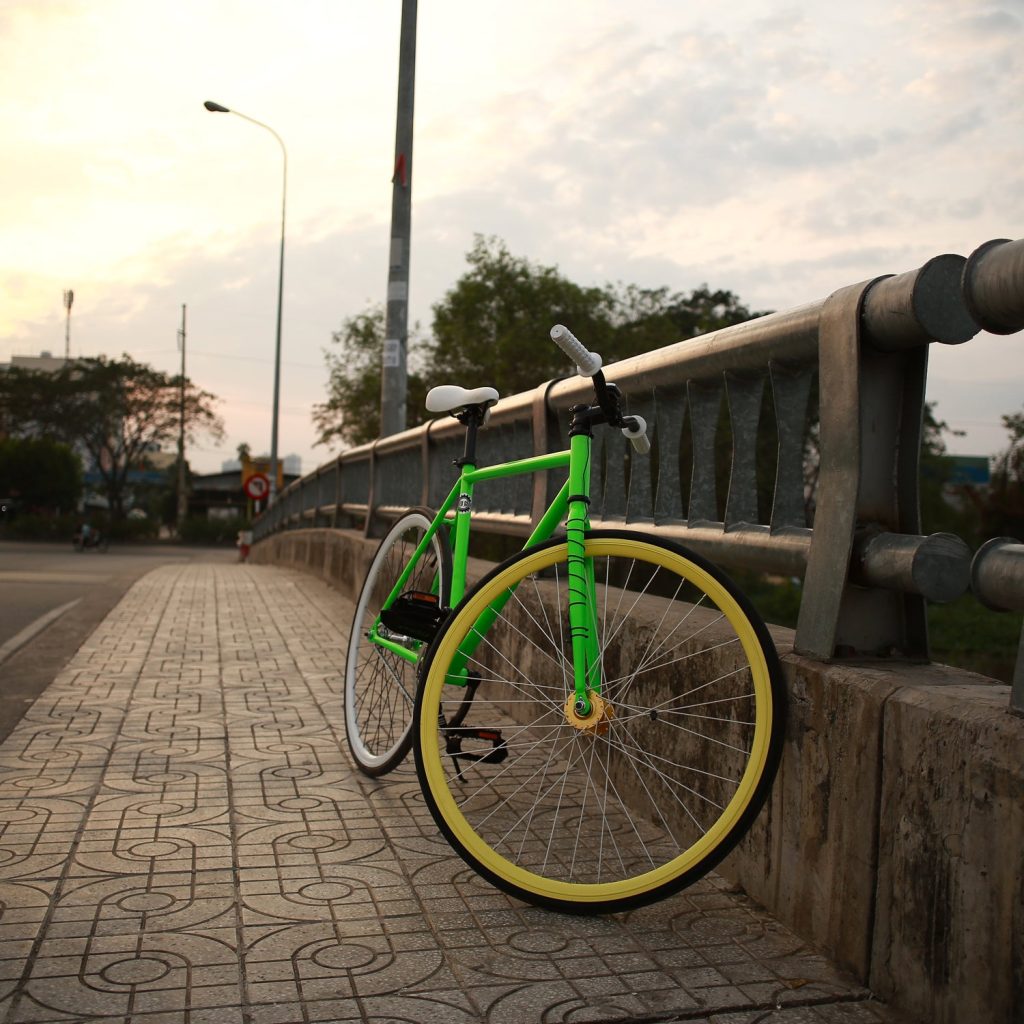 	
fixed gear mountain bike